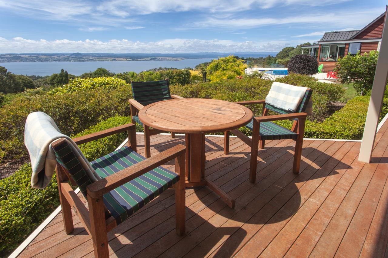 Te Moenga Lodge Taupo Exterior photo
